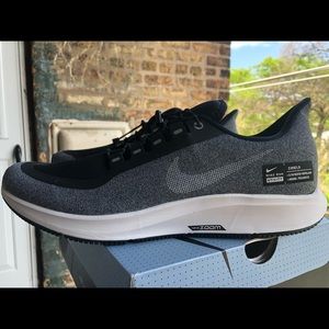 Nike Air Zoom Pegasus 35 Shield